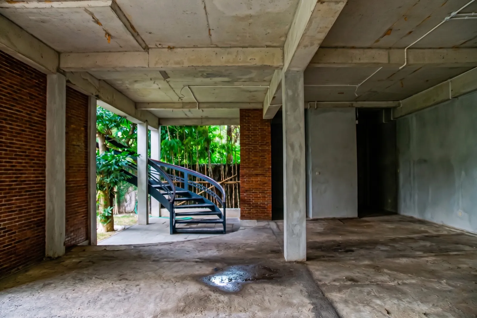 BERAWA 1053 unit 100 sqm